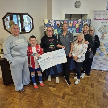 Trudy & Jenson Harkness, Rachel Cooling (Huntington’s Disease NI), Toni Strain, Jeanette Adams, Karly Strain & Mary Courtney